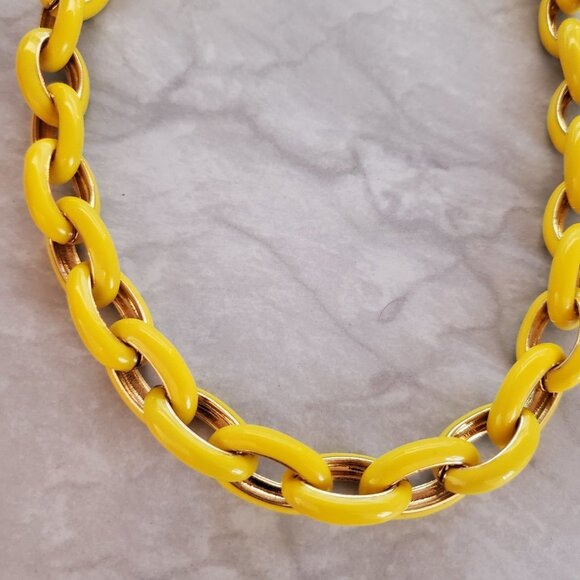 💛 J. Crew Yellow Enamel Link Necklace 💛 - Picture 6 of 15